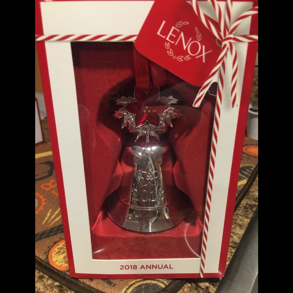 Lenox 2018 bell